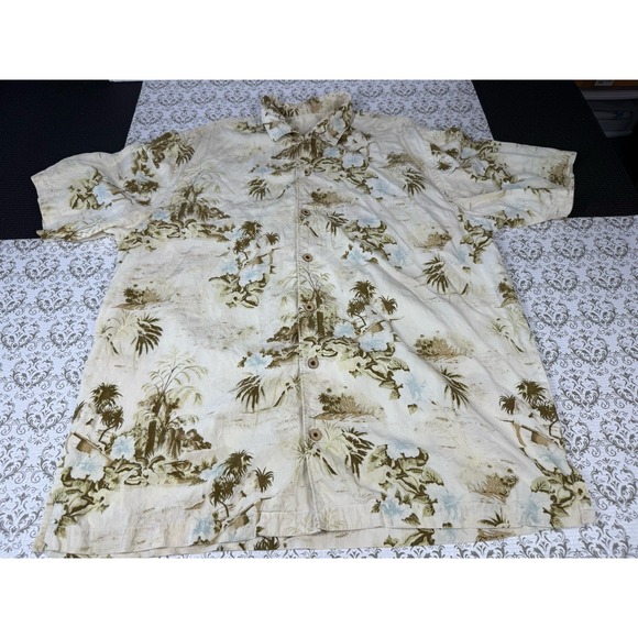 Tommy Bahama Other - Tommy Bahama Shirt Mens Green Floral Button Hawaiian Size Large‎ Silk
